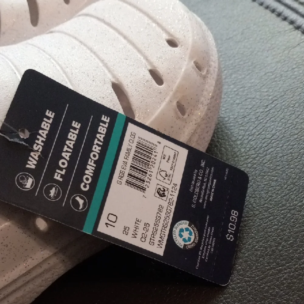 Rugged Shark Kids White Water Shoes